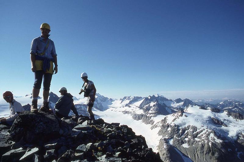 Ptarmigan Trav 032 Aug-1986 Me Top of Le Conte.jpg